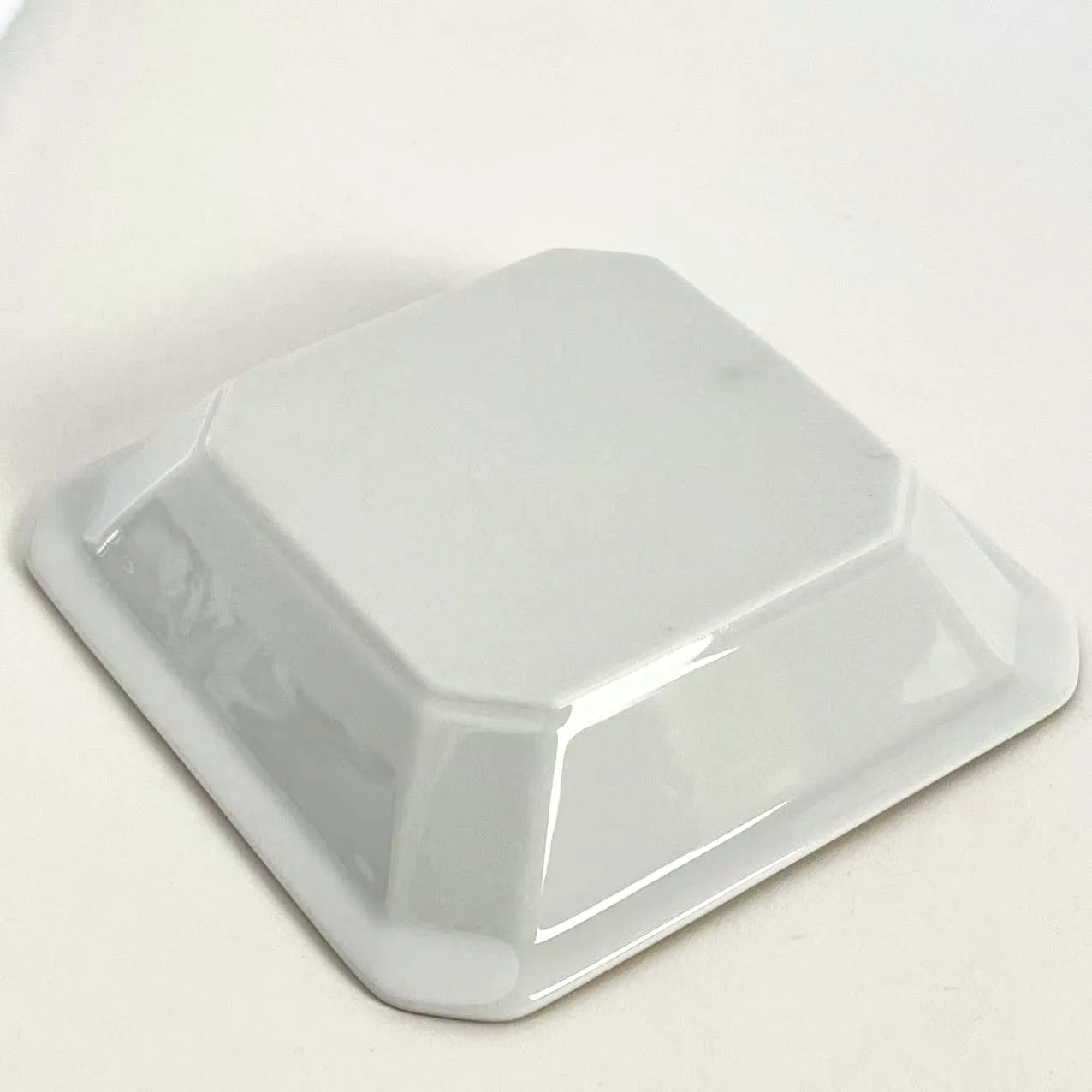 Patek Philippe Porcelain Valet Tray – Gold Pocket Watch Design